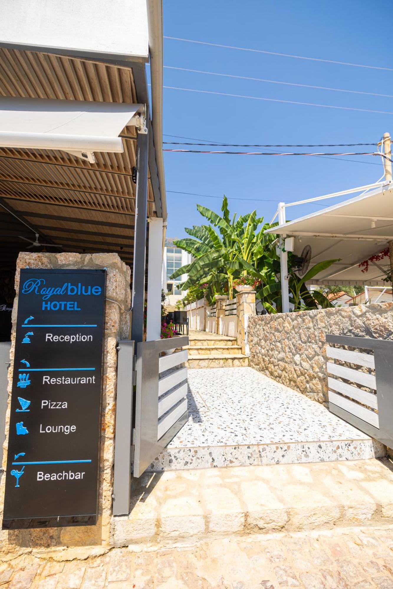 Royal Blue Hotel Dhërmi Екстериор снимка